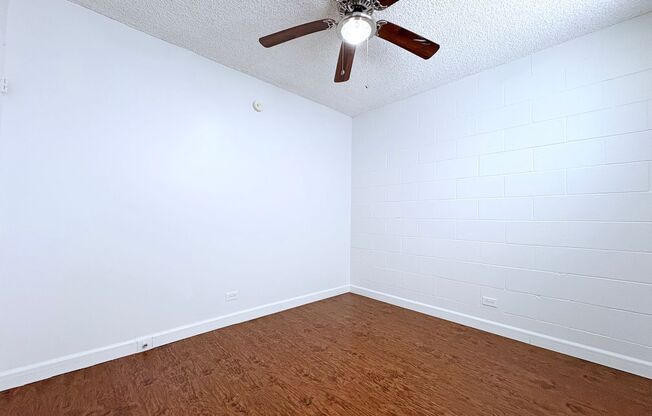 2 beds, 1 bath, $1,945, Unit 3E