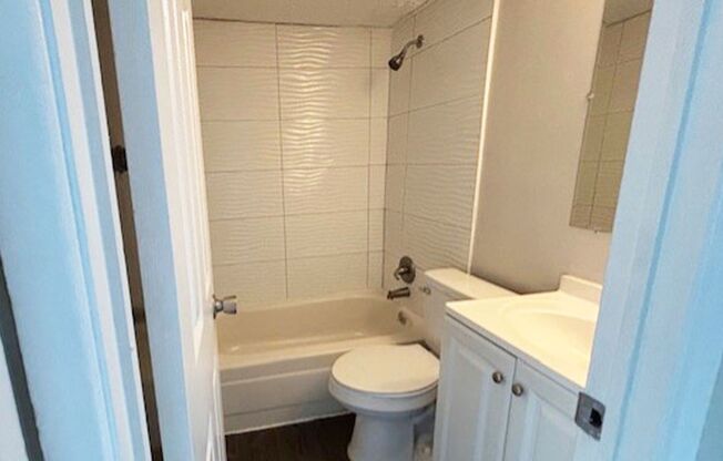 1 bed, 1 bath, 560 sqft, $815, Unit 725-13