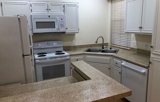 1 bed, 1 bath, $2,400, Unit #117