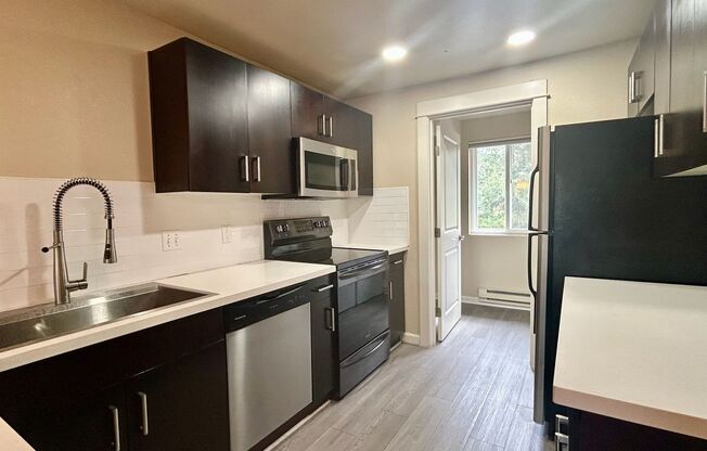 Kirkland Condo