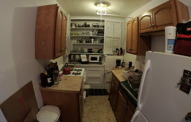 1 bed, 1 bath, $2,400, Unit 3