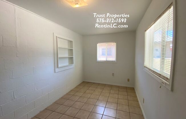 3 beds, 1 bath, $1,150