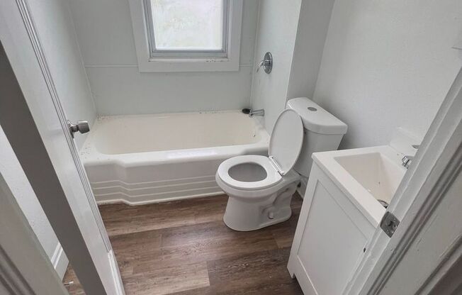 E. 114th St. 4275