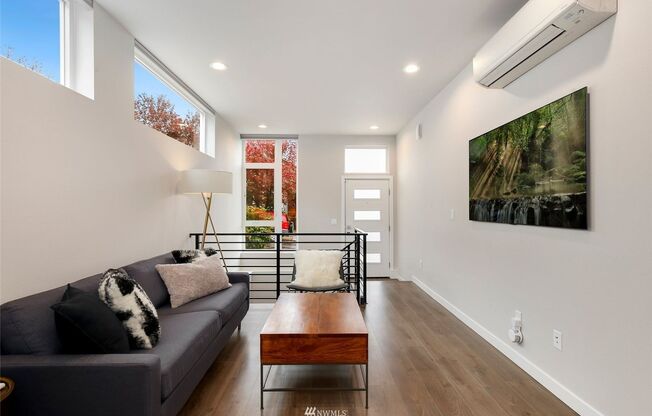 Capitol Hill - Townhouse