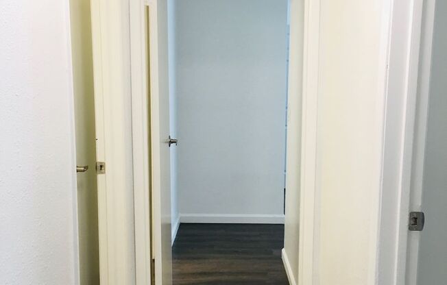 2 beds, 1.5 baths, 1,200 sqft, $2,500, Unit 212