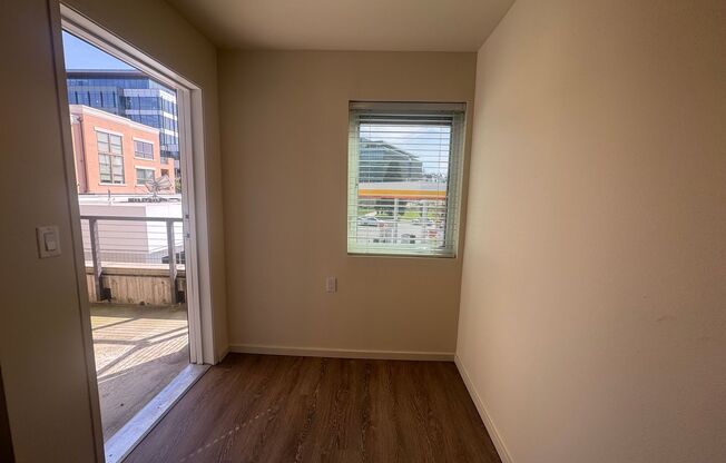 Studio, 1 bath, 175 sqft, $1,095, Unit 219-MFTE