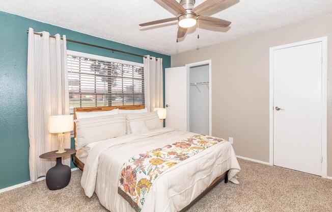 2 beds, 2 baths, 900 sqft, $919