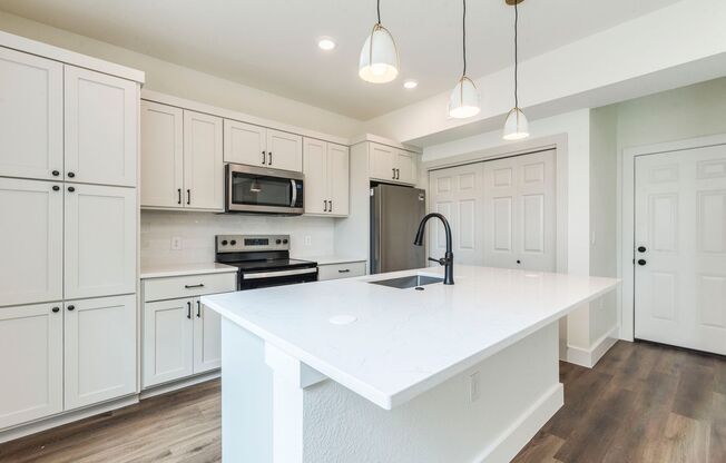 3702 Tower View Ct Unit A