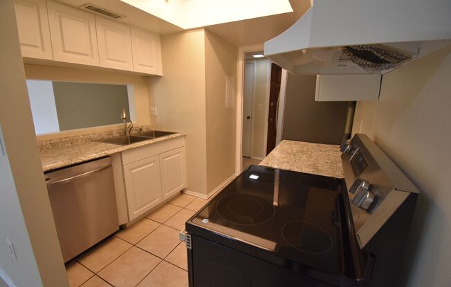 2 Bed/2 Bath, 2nd Floor Condo at Marbeya Club Condo AVAILABLE AUGUST 4th!