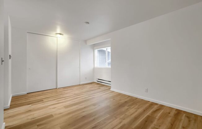 1 bed, 1 bath, 830 sqft, $1,595, Unit Unit 126