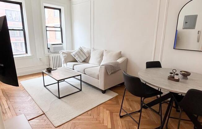 214 W 96th St 4I