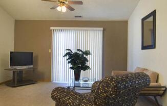 Affordable Apartments in Downtown Lincoln, NE, Near the Capitol