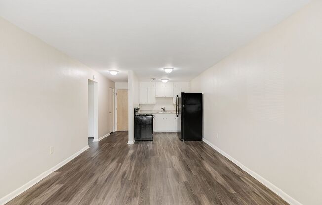 1 bed, 1 bath, 600 sqft, $1,345