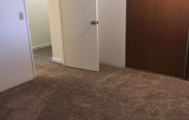 1 bed, 1 bath, 780 sqft, $1,810, Unit M204