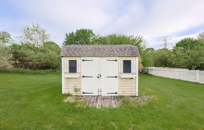 52 GALWAY DR