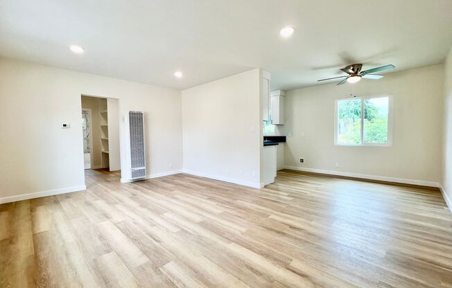 5540 Mammoth Ave.