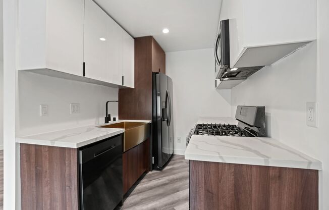 6307 Elgin Street Apartments