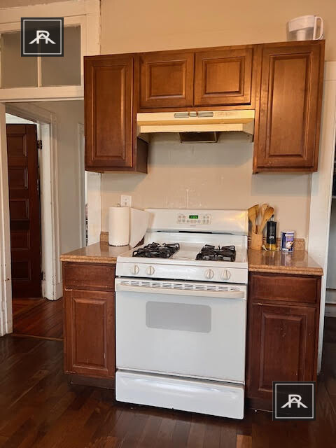 77 Walnut St #3