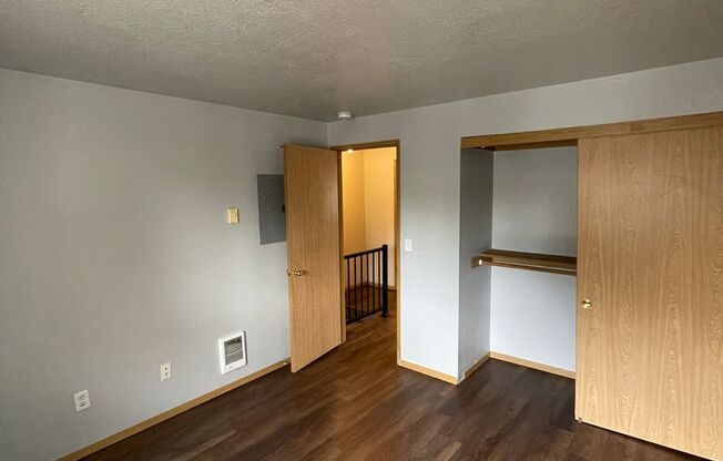 2 beds, 1.5 baths, $1,475, Unit 366-5