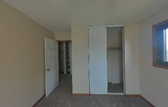 Lakeview Apartments