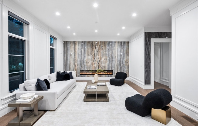 138 WOODLAND RD