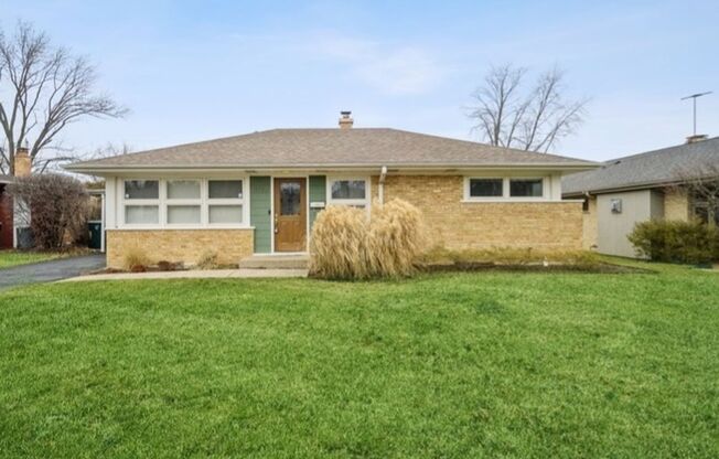 Renovated 3 bedroom home in award winning school district 28!