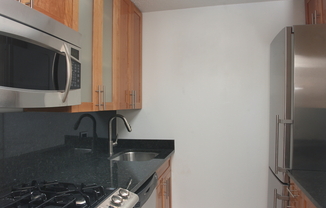 1 bed, 1 bath, $5,750, Unit 12E