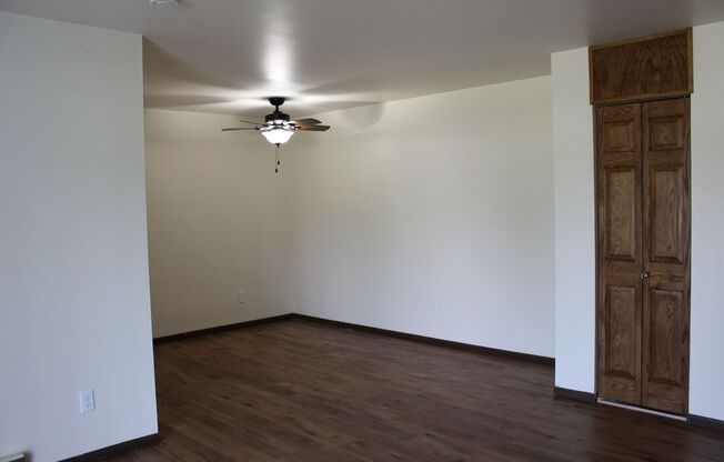 2 beds, 1 bath, $1,049.99