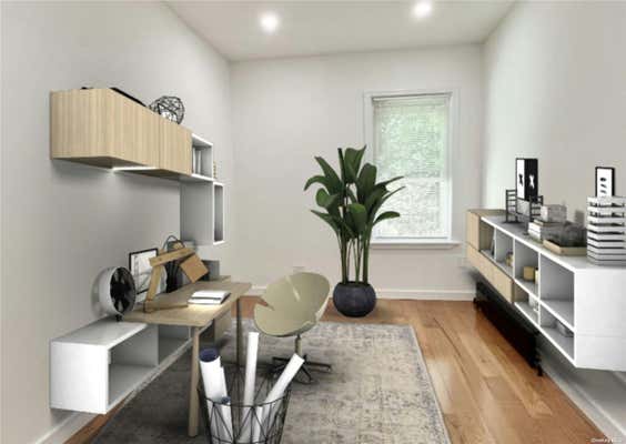 3 beds, 1 bath, $3,200, Unit 2