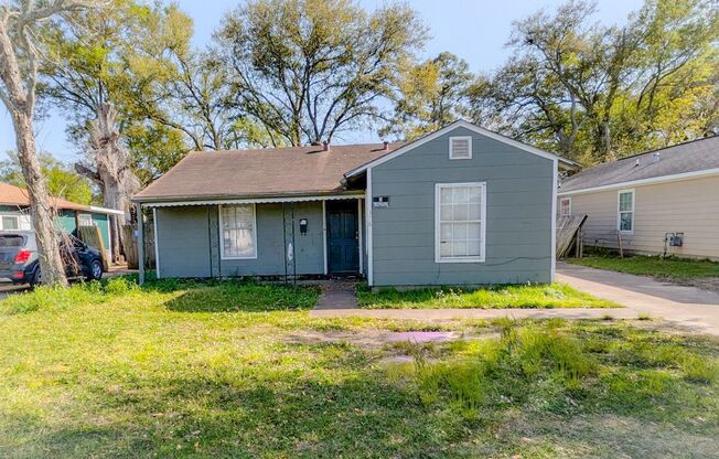 378 Garland Ave., Beaumont, TX 77705