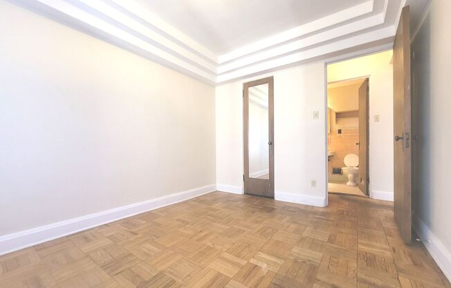 1 bed, 1 bath, $1,075, Unit 307