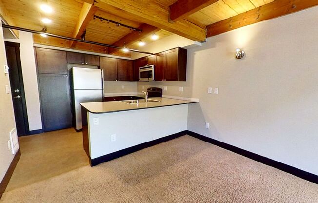 Studio, 1.5 baths, 849 sqft, $1,645, Unit 950-206