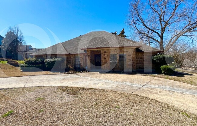 10 CYPRESS CT