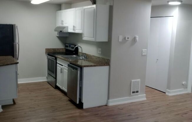 2 beds, 1 bath, 750 sqft, $1,850, Unit 504