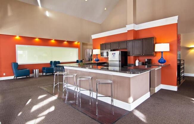 Fully Equipped Kitchen at River Oak Apartments, PRG Real Estate, Louisville, KY, 40206