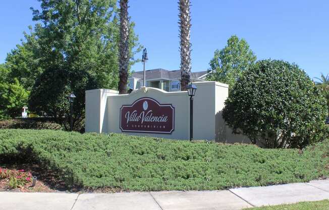 Exterior Entrance Sign at Villa Valencia Apartments, Orlando, 32825