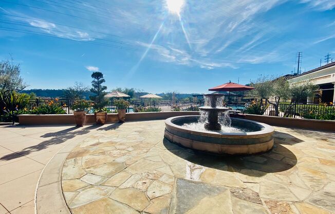 Beautiful  Escala Townhome  in Resort Style Coummunity