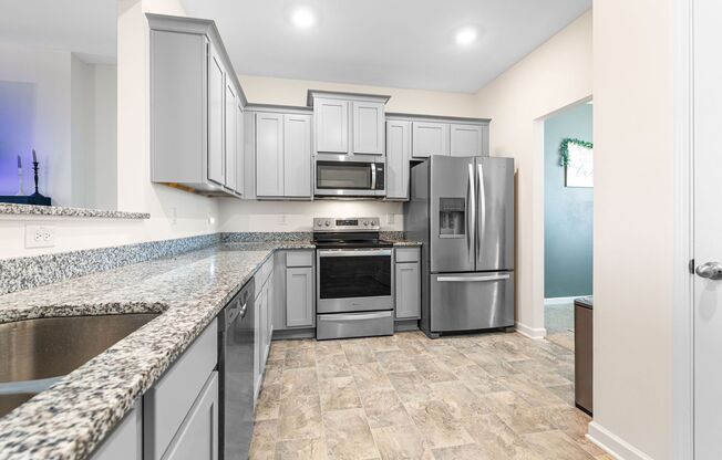 Welcome Home to Comfort, Space & Convenience in Decatur!