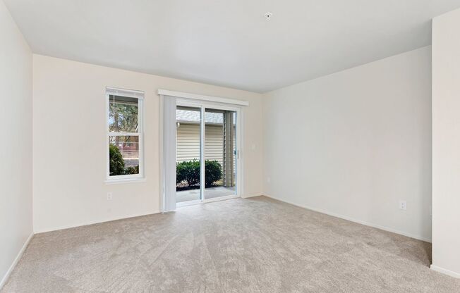 2 beds, 2 baths, 980 sqft, $2,300, Unit SR307
