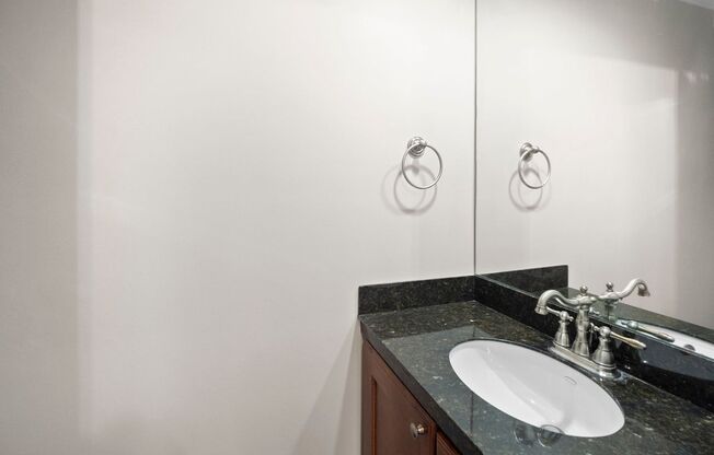 2 beds, 1.5 baths, 1,650 sqft, $2,480, Unit 1037