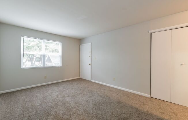 1 bed, 1 bath, 750 sqft, $1,110, Unit B-02