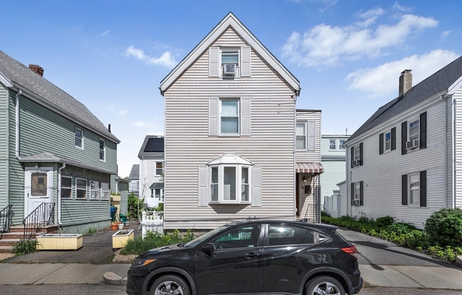 11 MURPHY CT