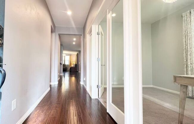 Beautifully upgraded house in Summerlin