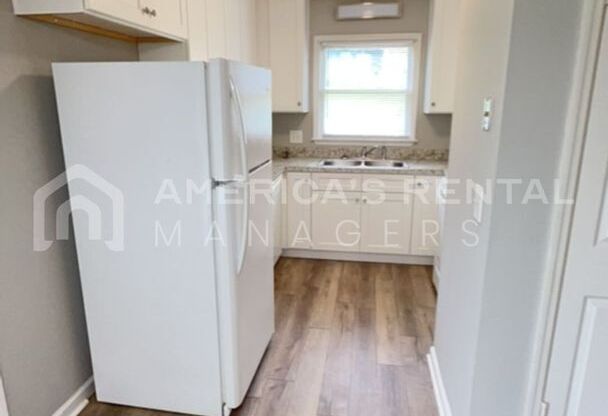 2 beds, 2 baths, $895, Unit Unit B