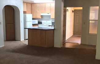 3 beds, 2 baths, $1,195, Unit 1019A