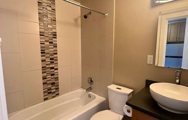 1 bed, 1 bath, 500 sqft, $1,525, Unit 307