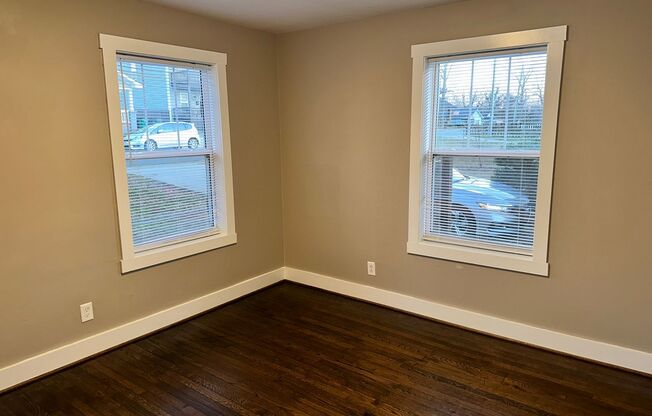 Beautiful 2 Bedroom Belmont Bungalow