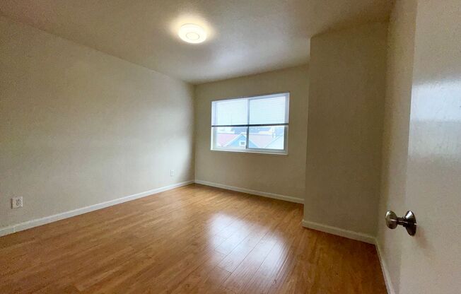 2 beds, 1 bath, $3,295, Unit 03