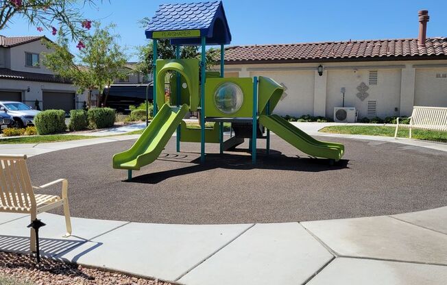 Beautiful 2 story with Roof Top Deck
