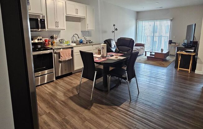 Elm Grove Heights (Luxury Senior Living)